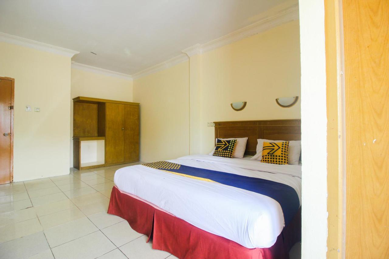 Spot On 2809 Hotel Yasmin Siak Sri Indrapura Exterior photo