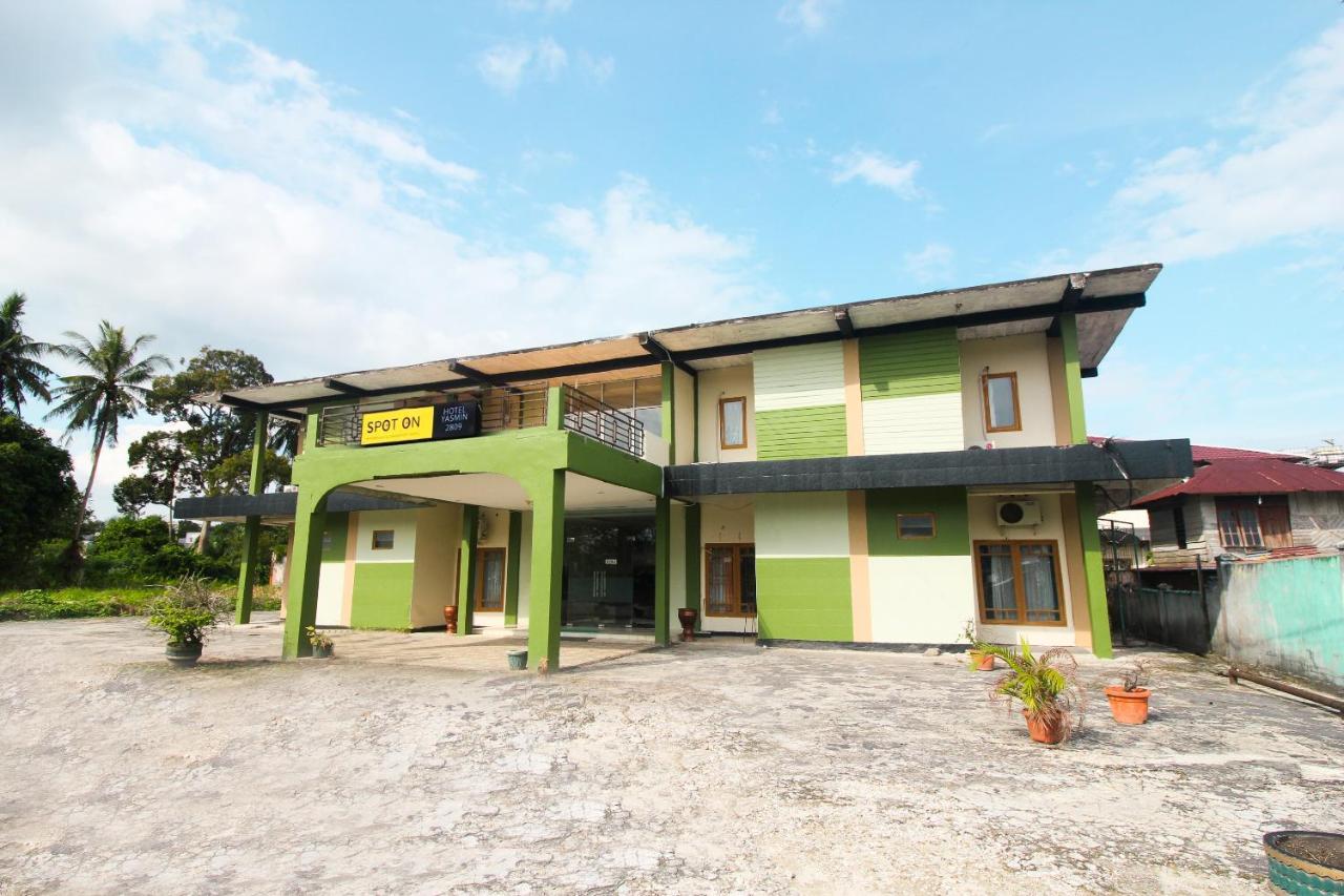 Spot On 2809 Hotel Yasmin Siak Sri Indrapura Exterior photo